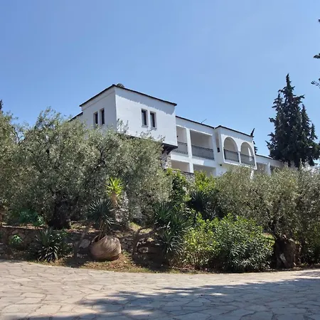 Resort Geranion Village 5*