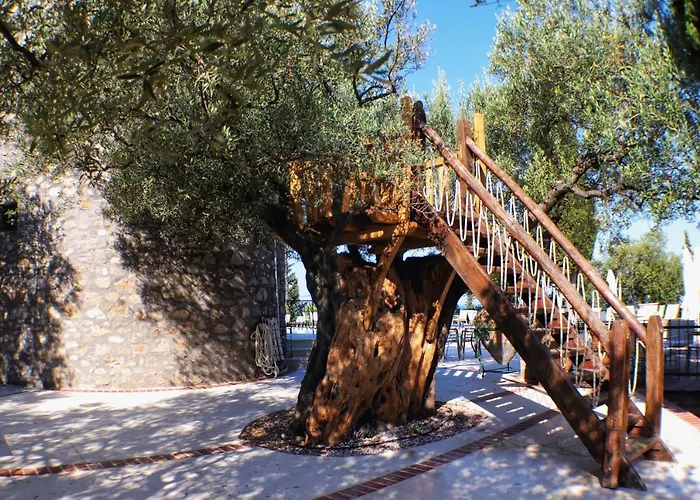 Geranion Village Complex